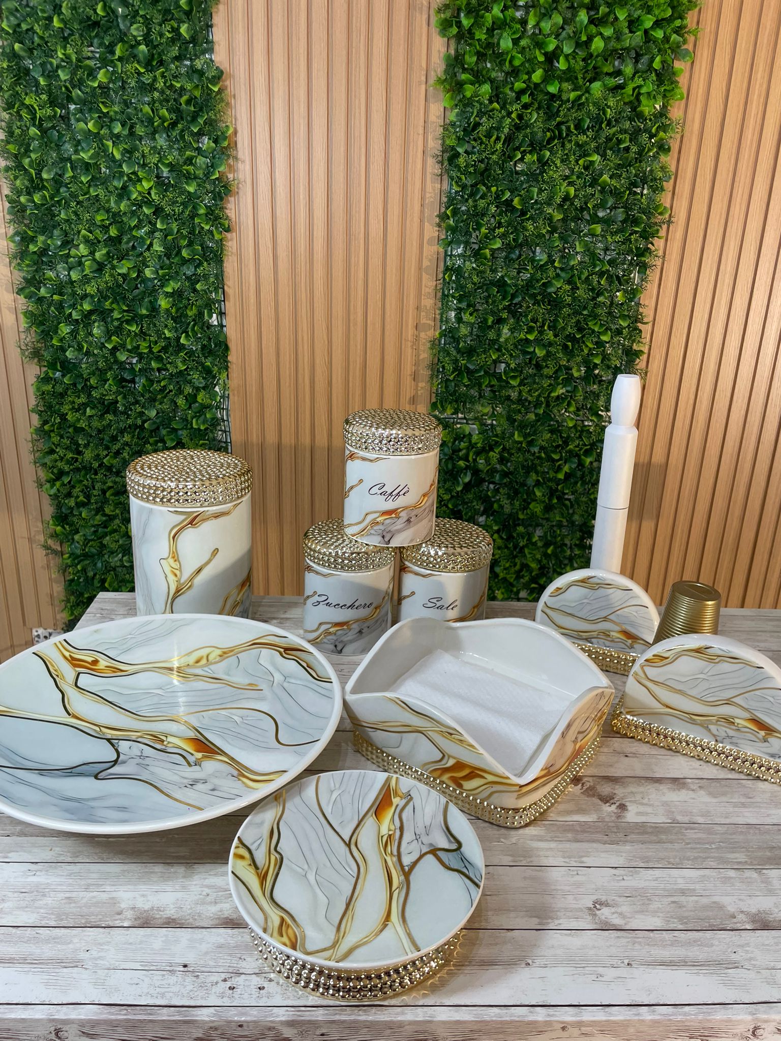 LINEA MARGOT COMPLETA ORO